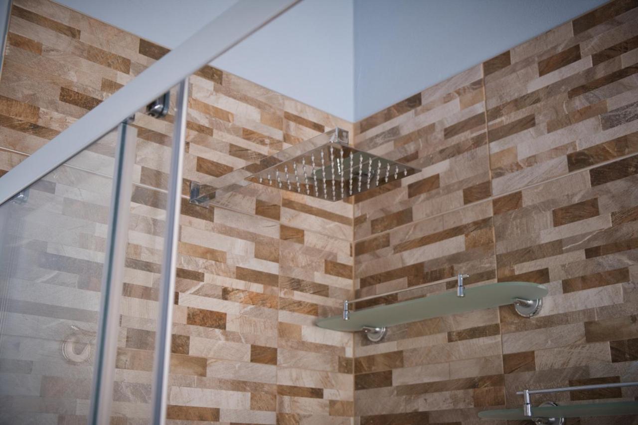Ca De Sora Apartment Luino Ngoại thất bức ảnh